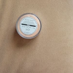 Mary Kay mineral powder foundation bronze 1